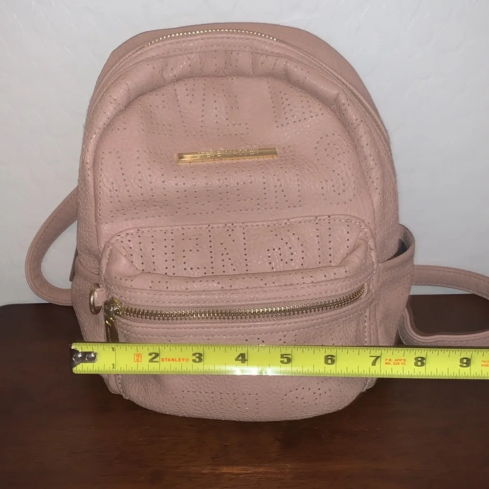 ⭐️❤️HOST PICK❤️⭐️STEVE MADDEN BRAND NEW BACKPACK